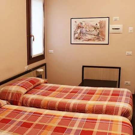 Amalfi أوريو آل سيريو